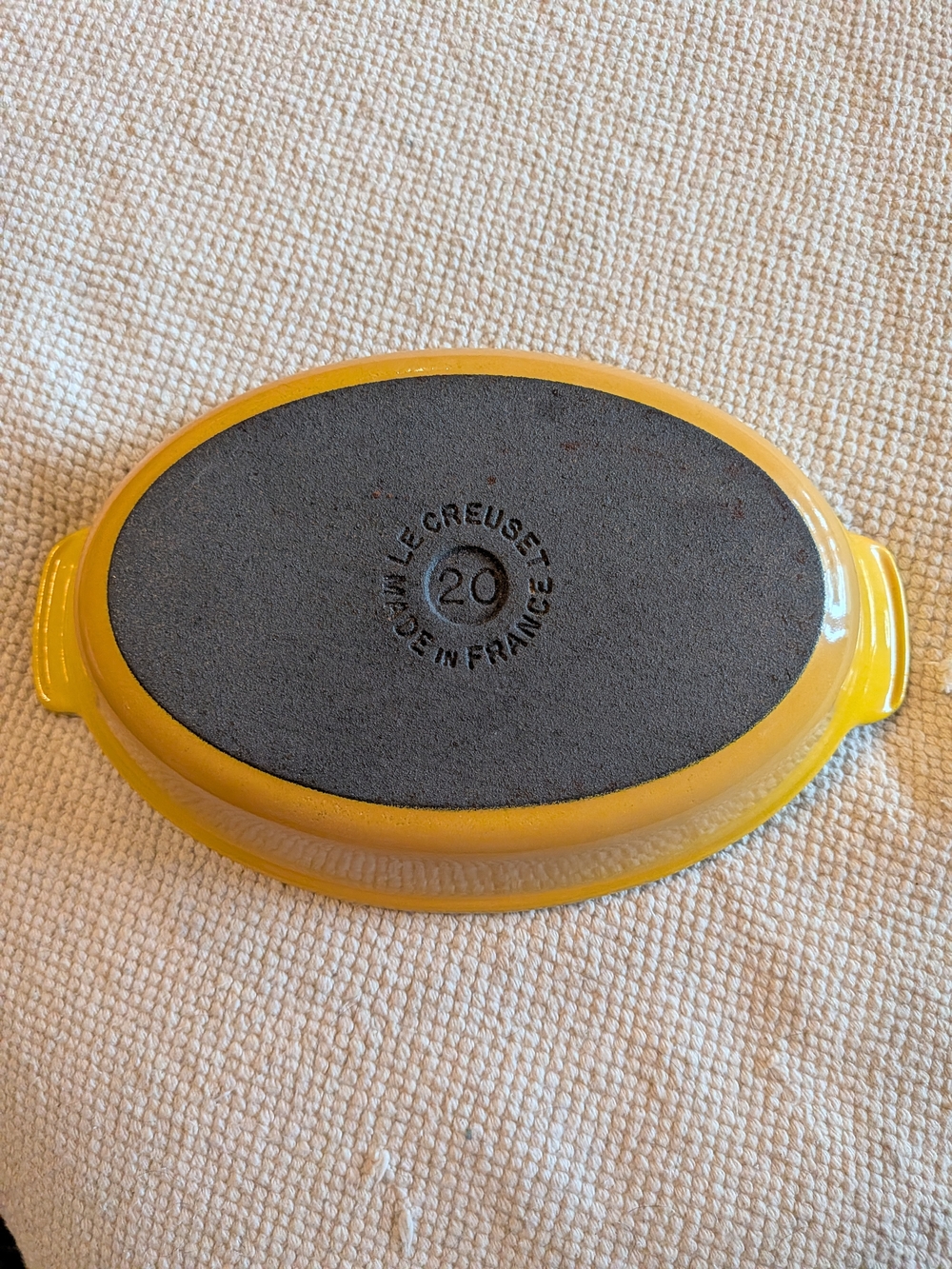 Le Creuset Oval Ceramic Au Gratin Baker 20  in Yellow